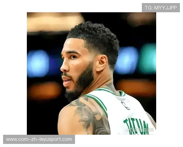 塔图姆多次打破防线，凯尔特人攻势如洪流