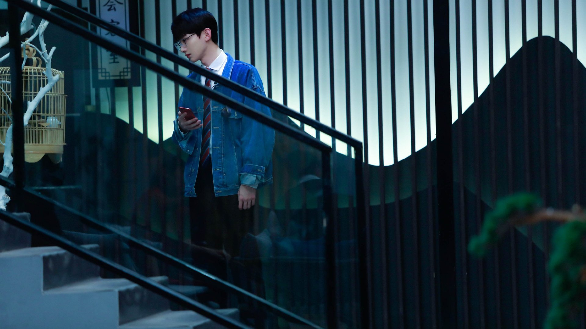 “简阳文体中心：羽毛球赛场上演速度与技巧的巅峰对决”