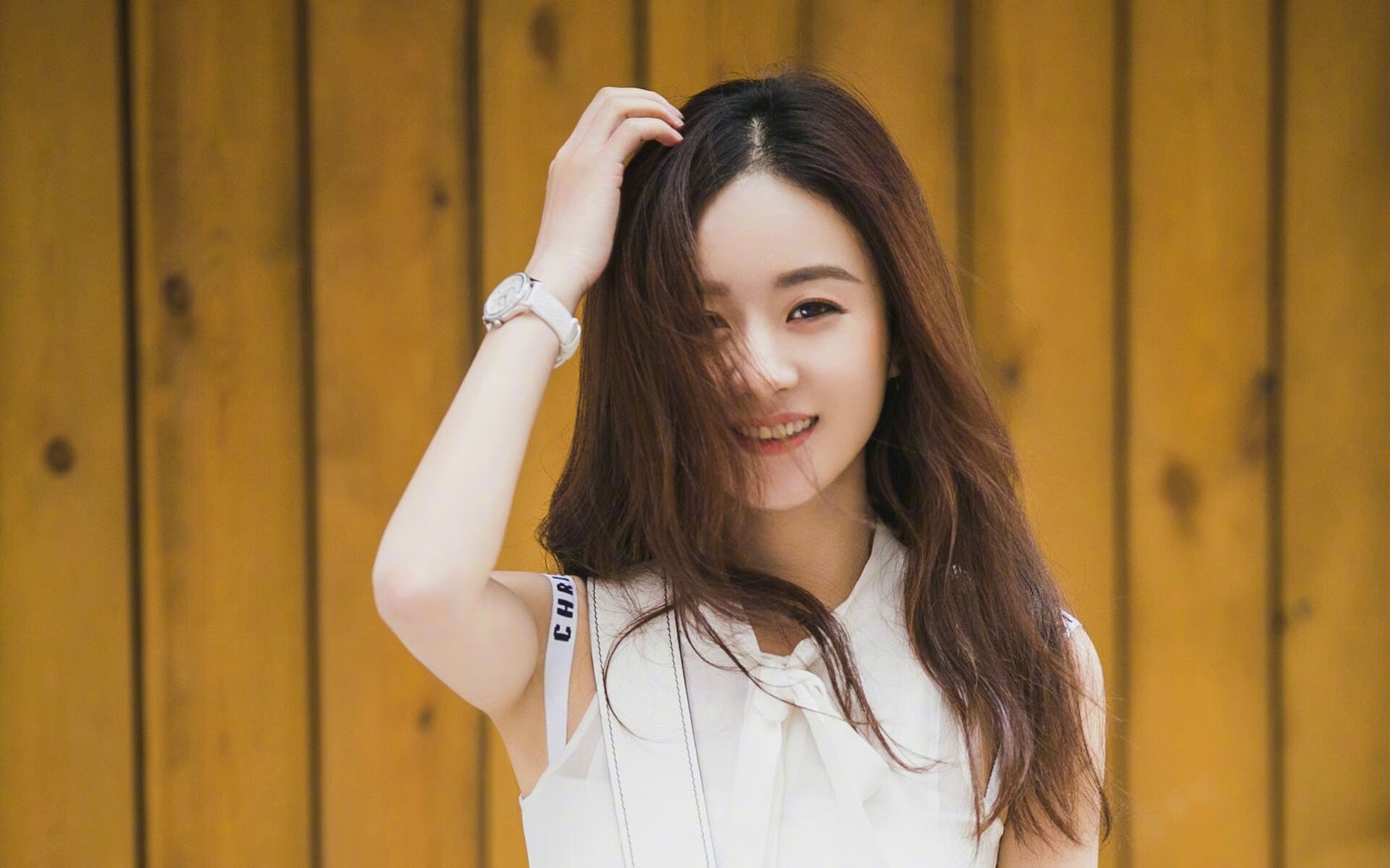 中美蝶泳前100米对比:美方领先更稳,美国百米蝶泳